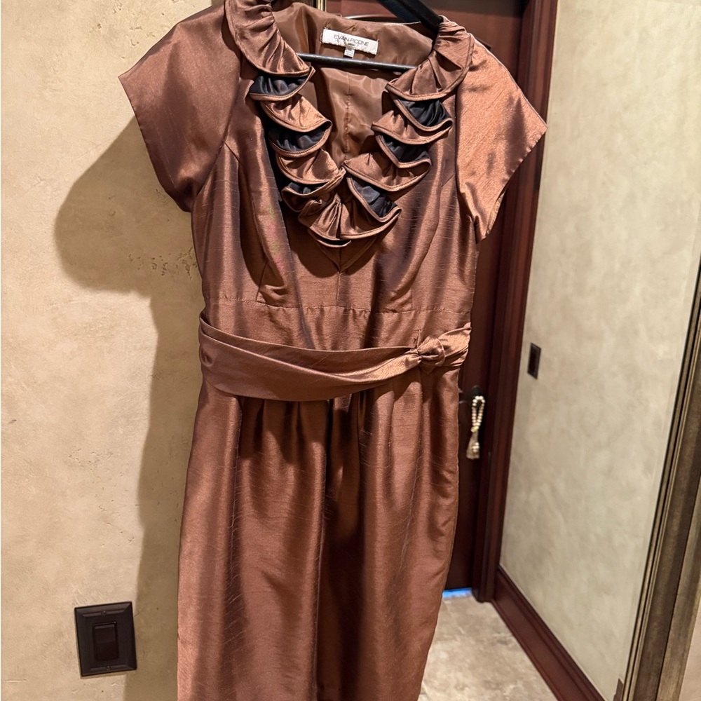 Elegant Brown Sleeveless Dress